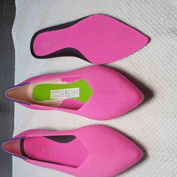 Rothy’s The Point II DRAGON FRUIT - Picture 2 of 4